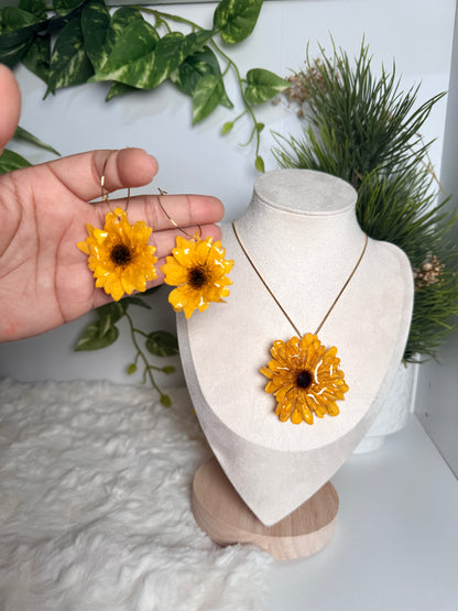 Sunflower set (aretes+ cadena)