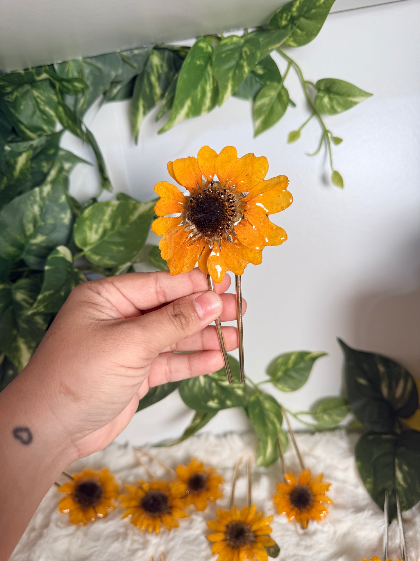 Golden Sun Bloom Hair Pin