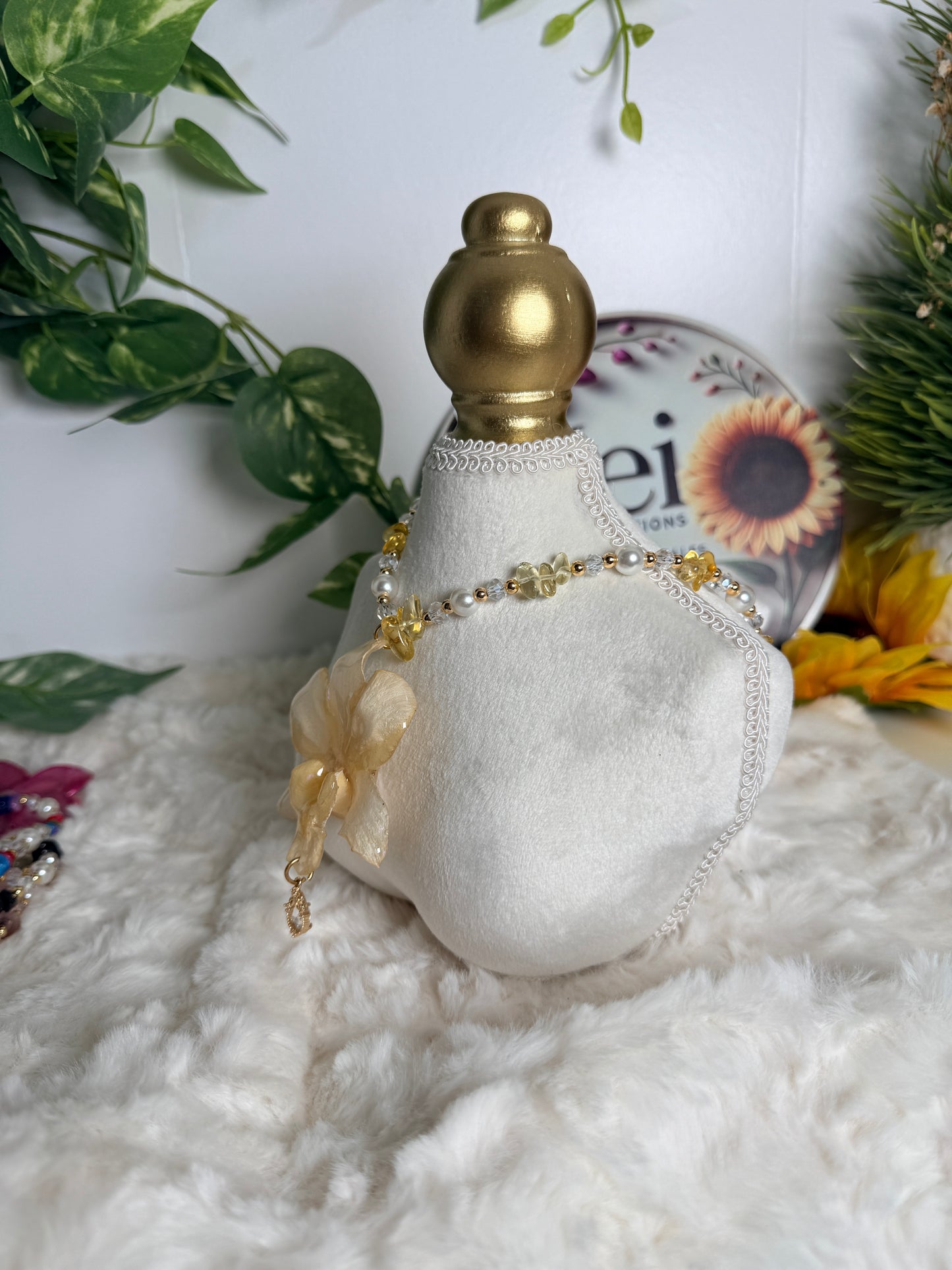 Ivory Glow Necklace