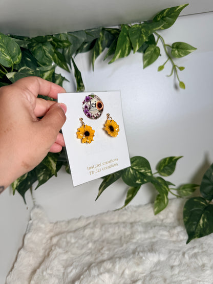 Extra mini sunflower earring