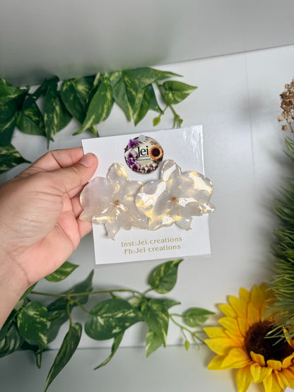 White Phalaenopsis stud