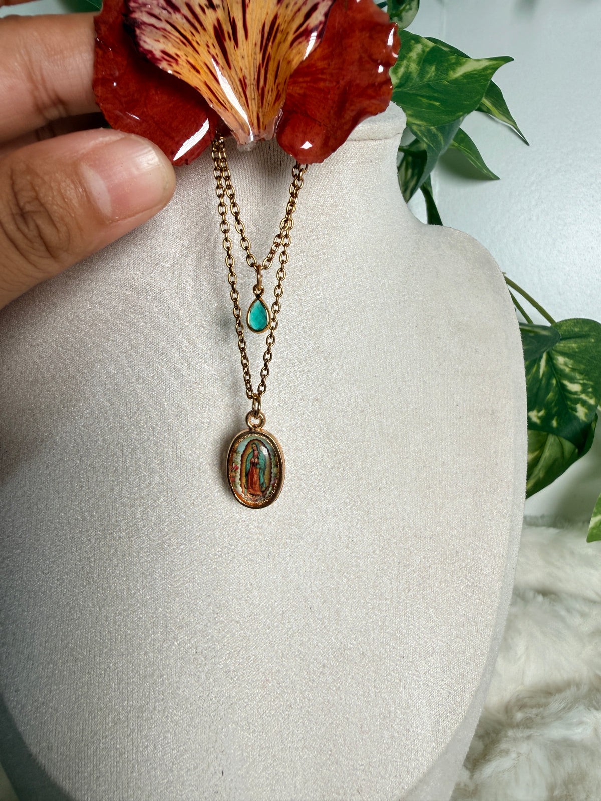 Fe y Flamboyán Brooch