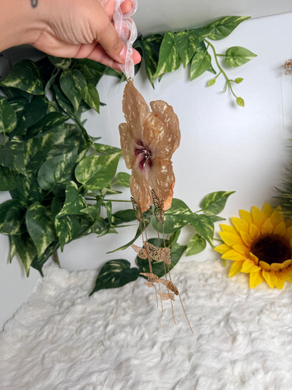 Golden Whisper Exotic Poppy Charm