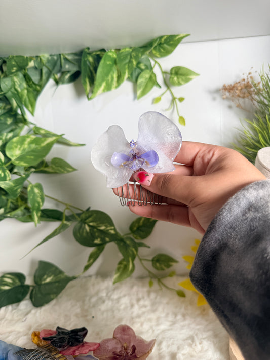 Ethereal Glow Orchid Hair Comb