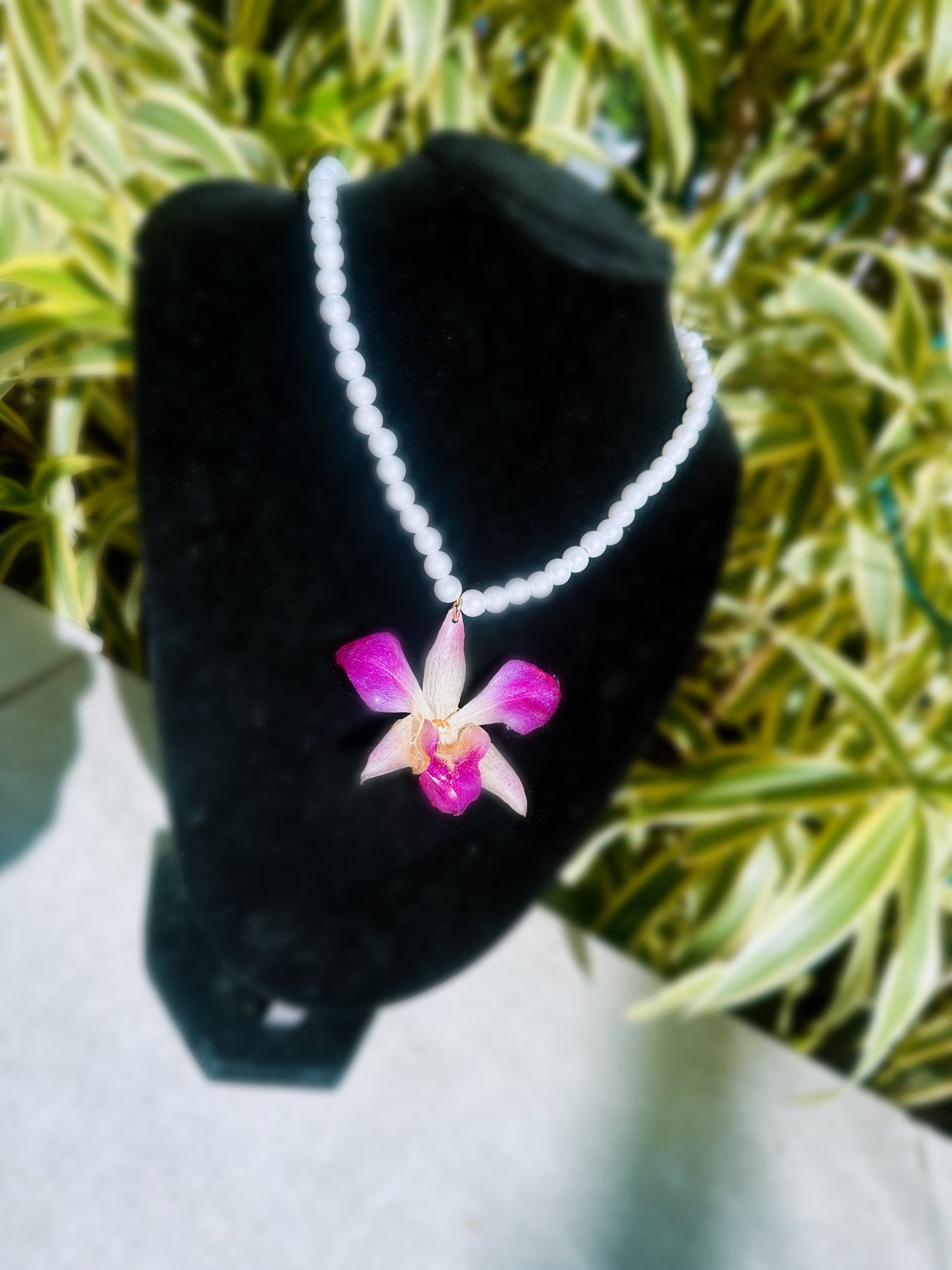 Purple/pink Dendrobium Orchid pearl necklace