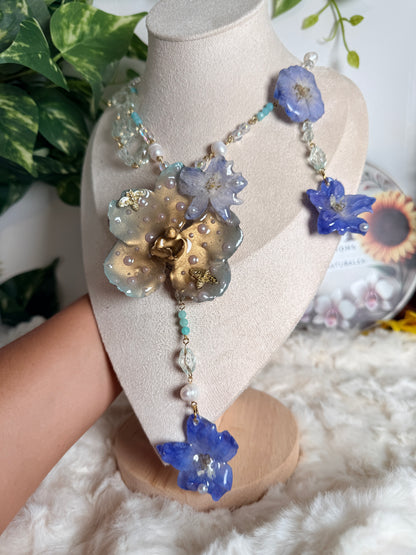 Orquídea Vanda & Delphinium Necklace
