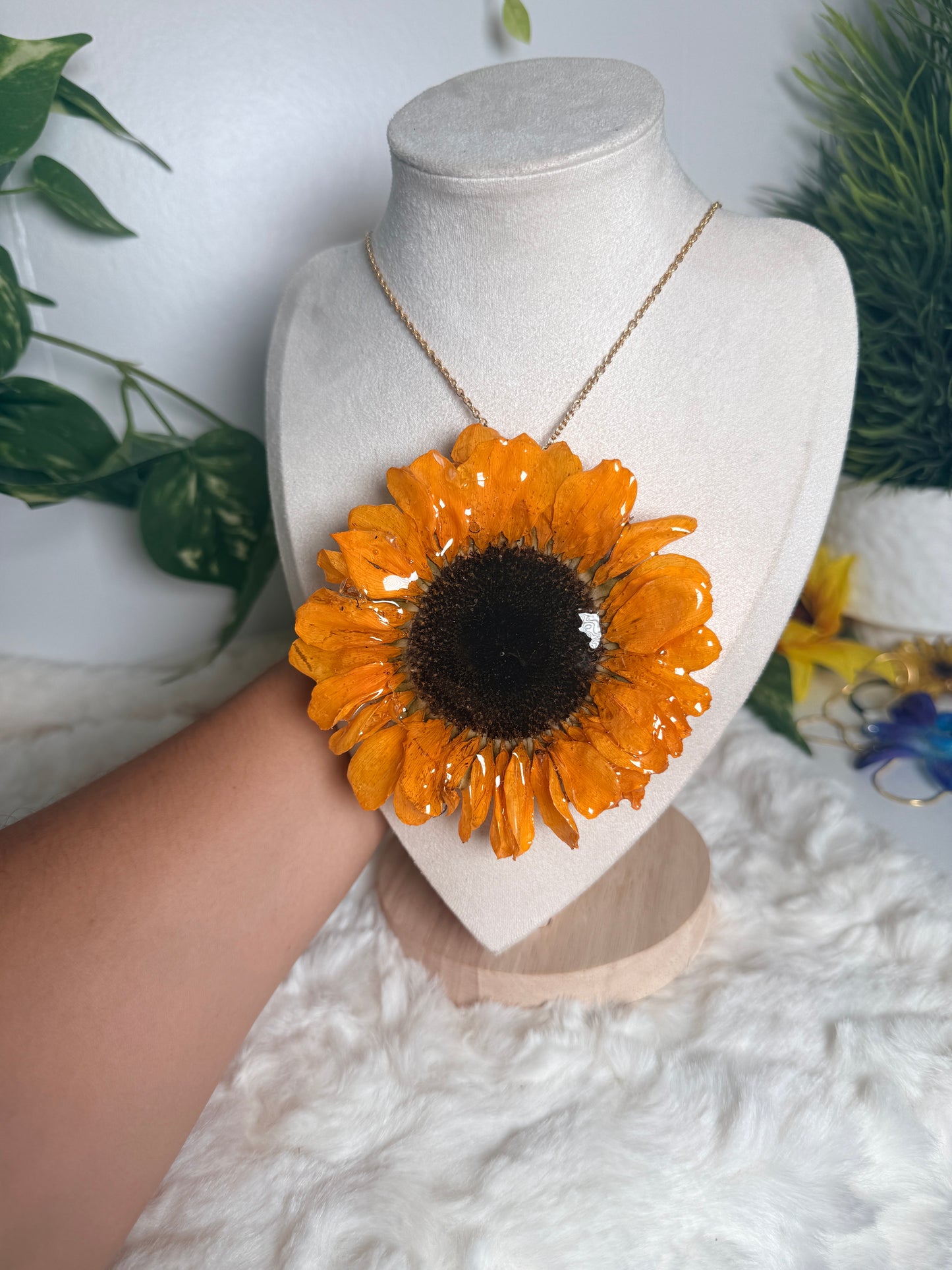 Sunflower Statement Bloom Necklace 🌻