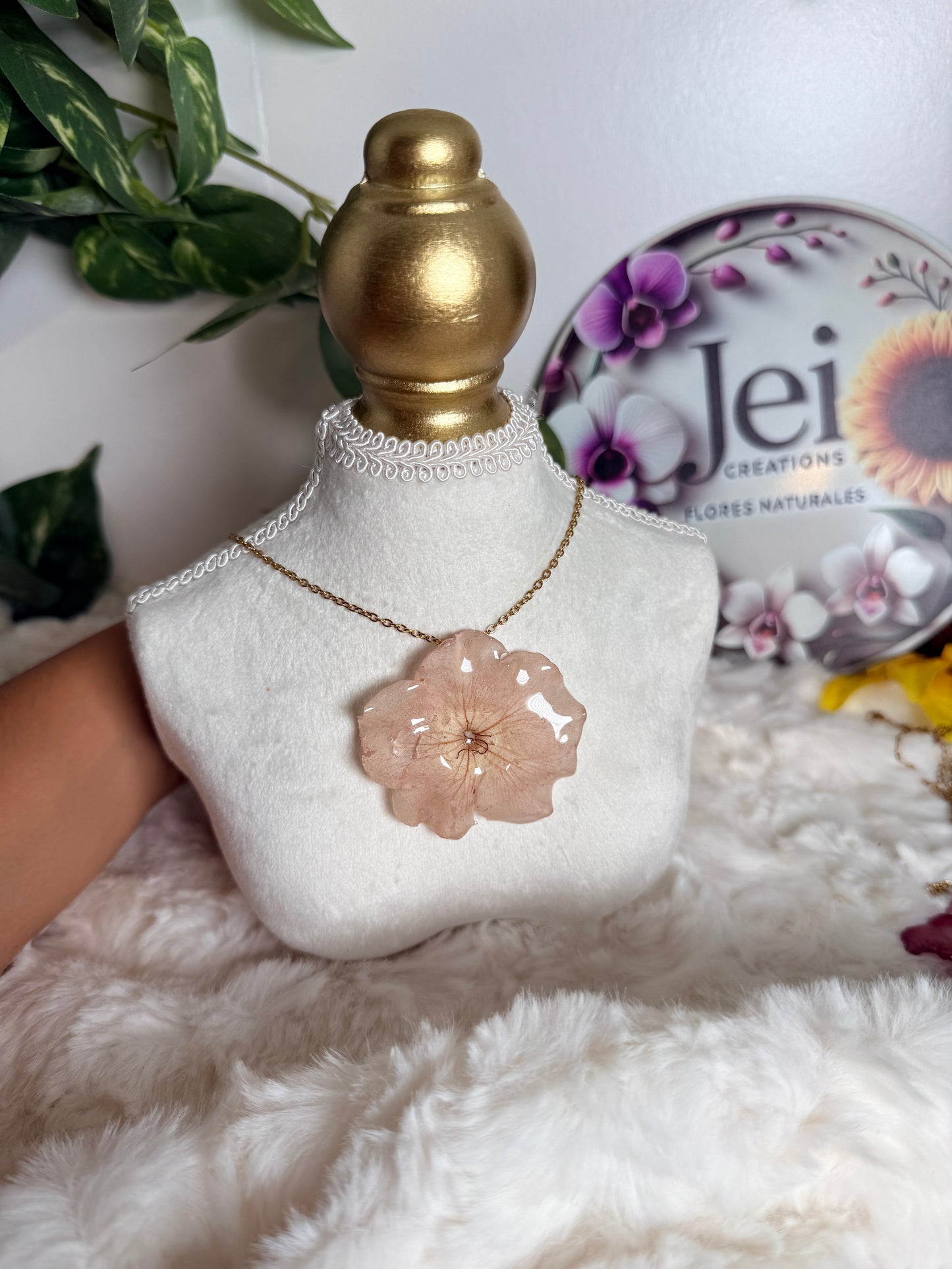 Flowers necklace sale