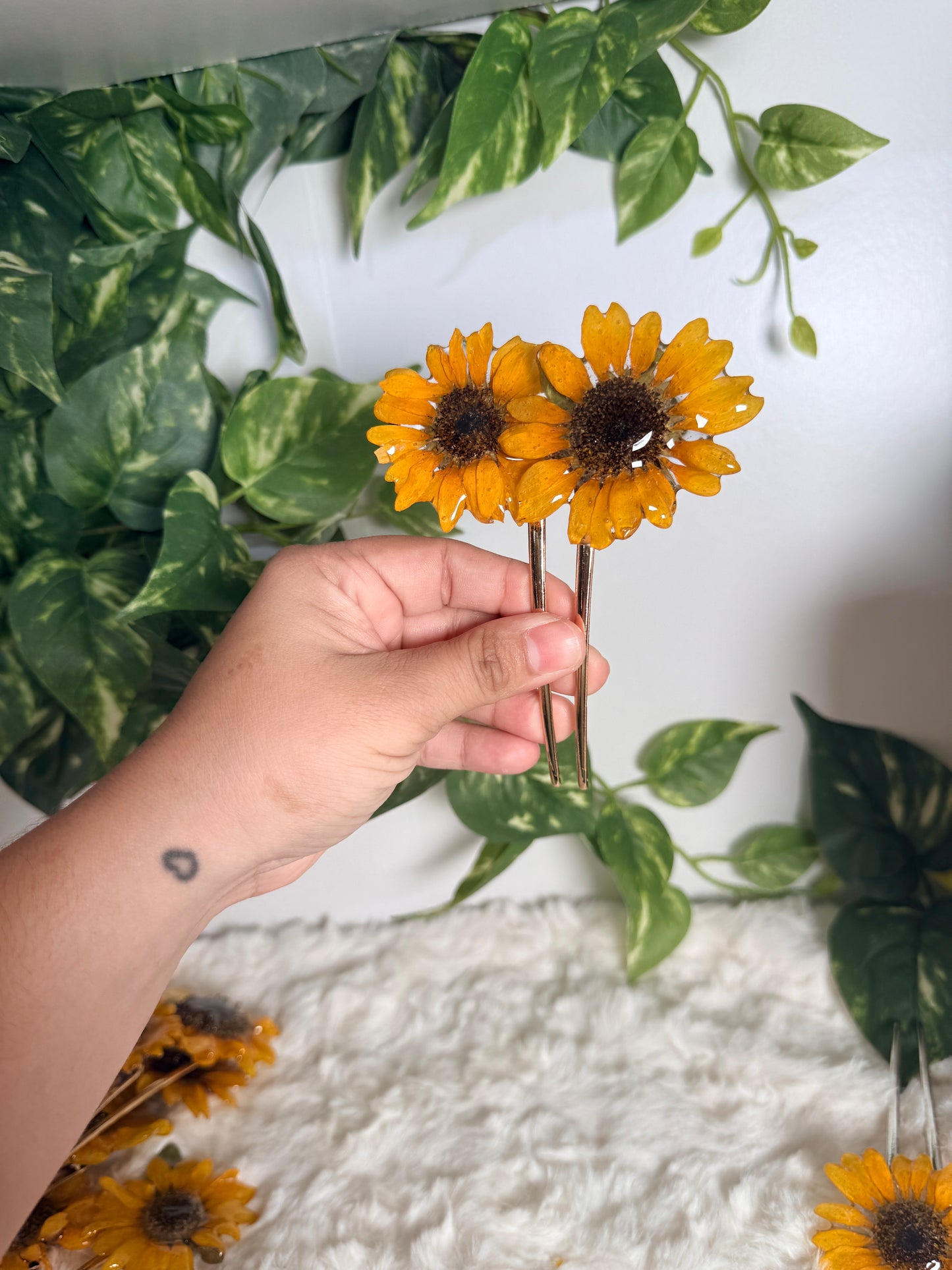 Golden Sun Bloom Hair Pin