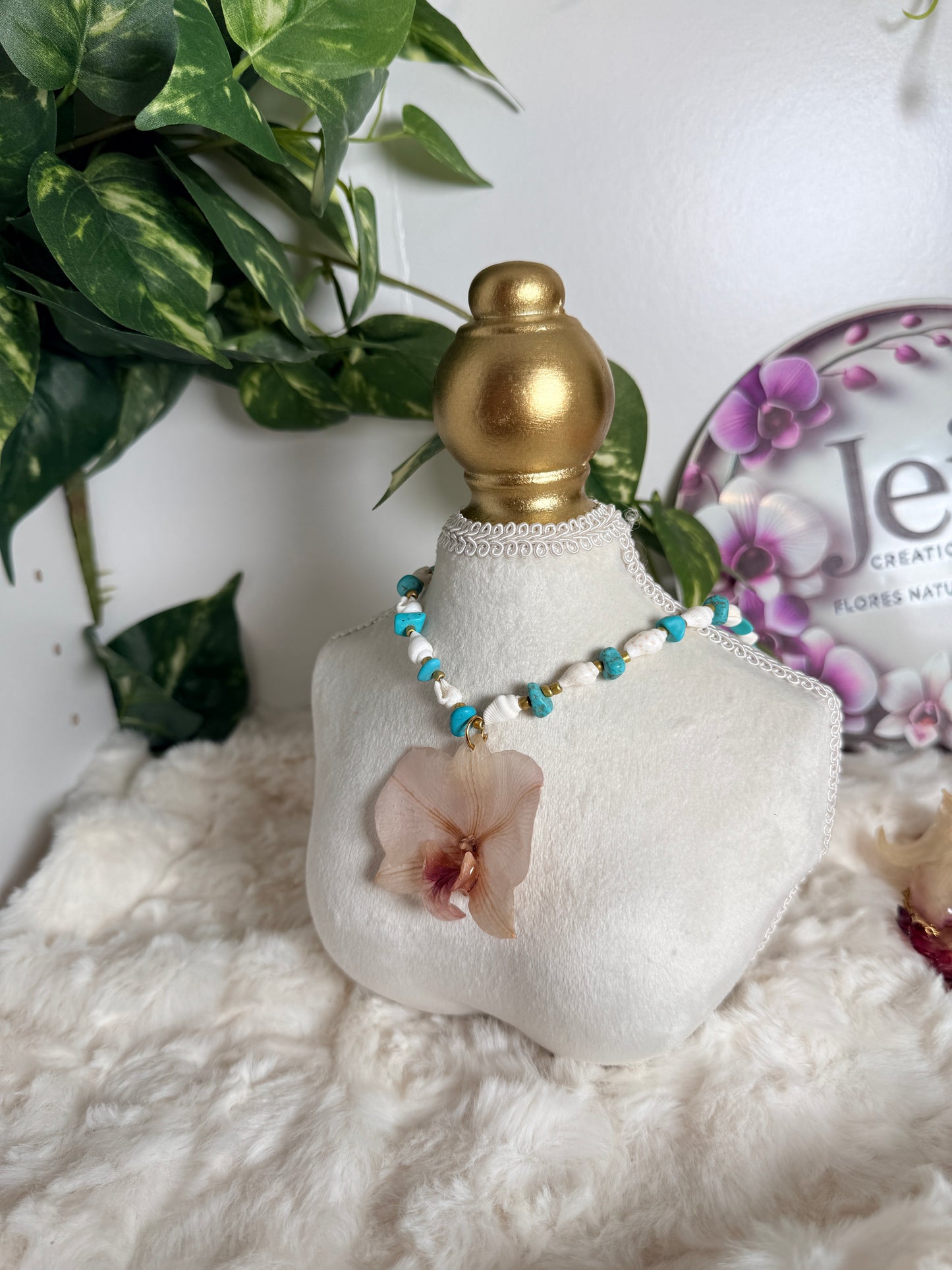 Orchid Sea necklace