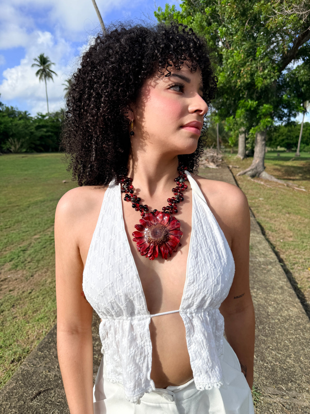 Crimson Gerbera Statement Necklace(pre-venta 16-oct)